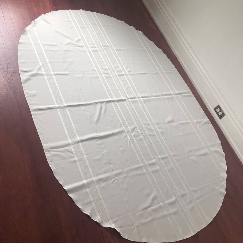 Vintage Oval Soft Silky Tablecloth